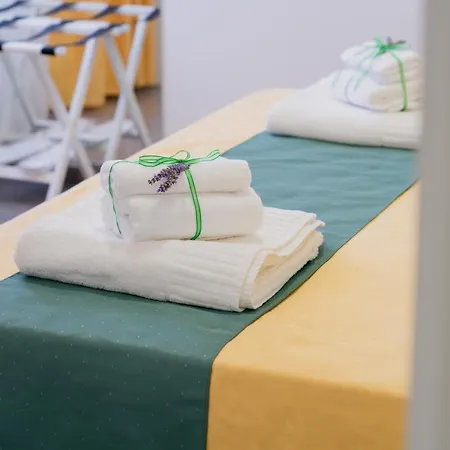 Bed & Breakfast L'orologio Guest 4*