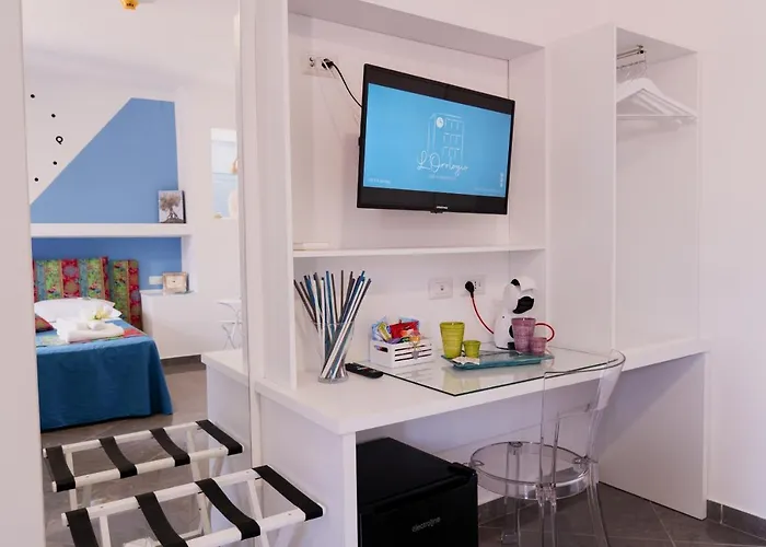 Bed & Breakfast L'orologio Guest