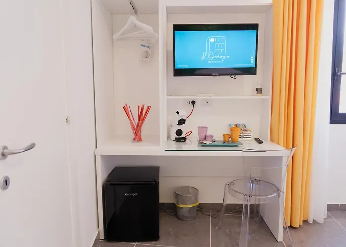 Bed & Breakfast L'orologio Guest