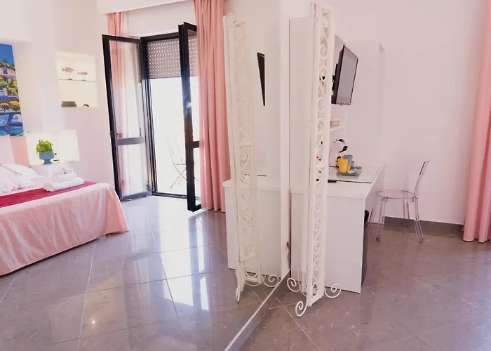 L'orologio Guest Bed & Breakfast 4*